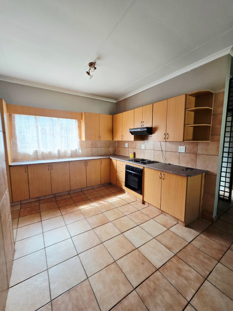 5 Bedroom Property for Sale in Flamwood North West